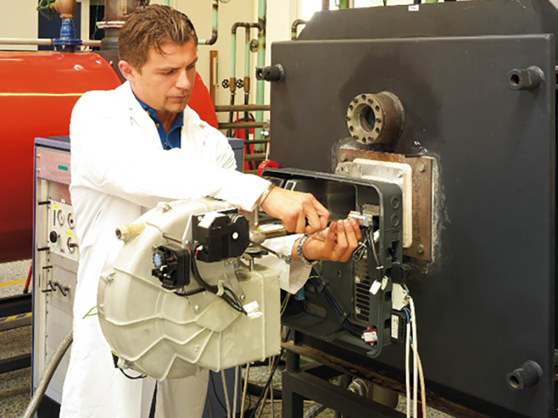 利雅路出廠測(cè)試-力謳熱能設(shè)備（上海）有限公司